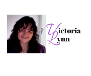 victoria lynn signature